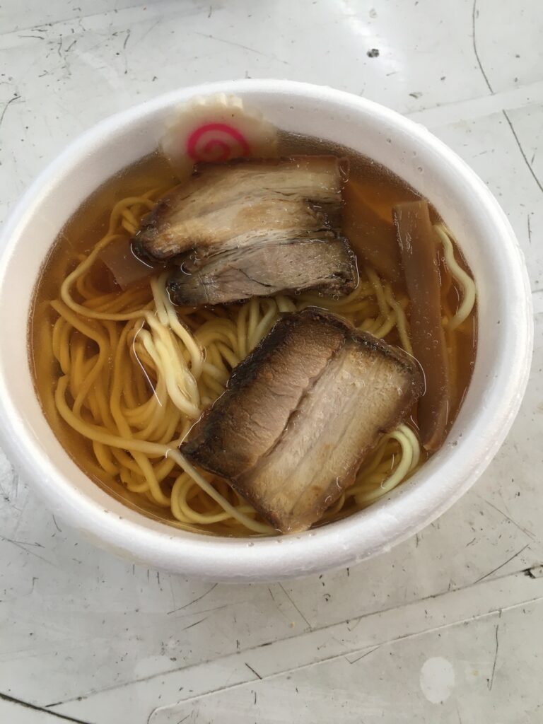 レトロ自販機のラーメン