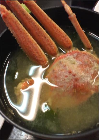 定食屋の蟹のみそ汁