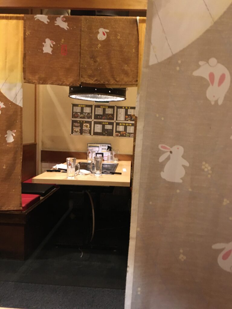 月の島店内写真