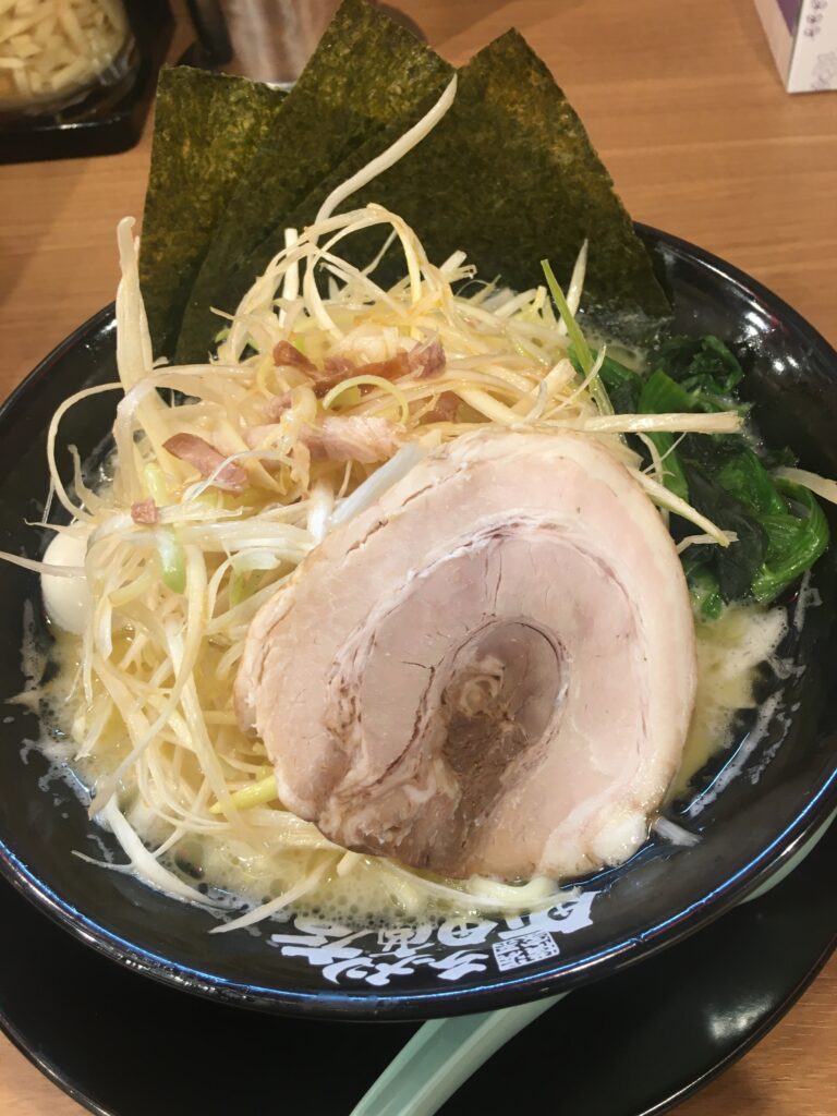 町田商店の塩ネギラーメン