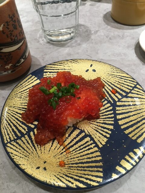すじこ 根室花まる KITTE丸の寿司すじこ