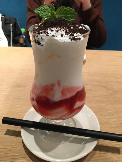 名古屋駅カフェつばめパンドリンク