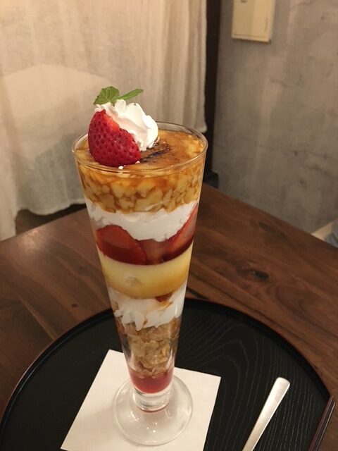 八王子駅周辺で夜パフェが食べられるお店