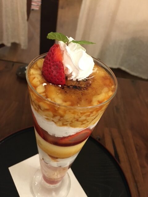 八王子駅周辺で夜パフェが食べられるお店