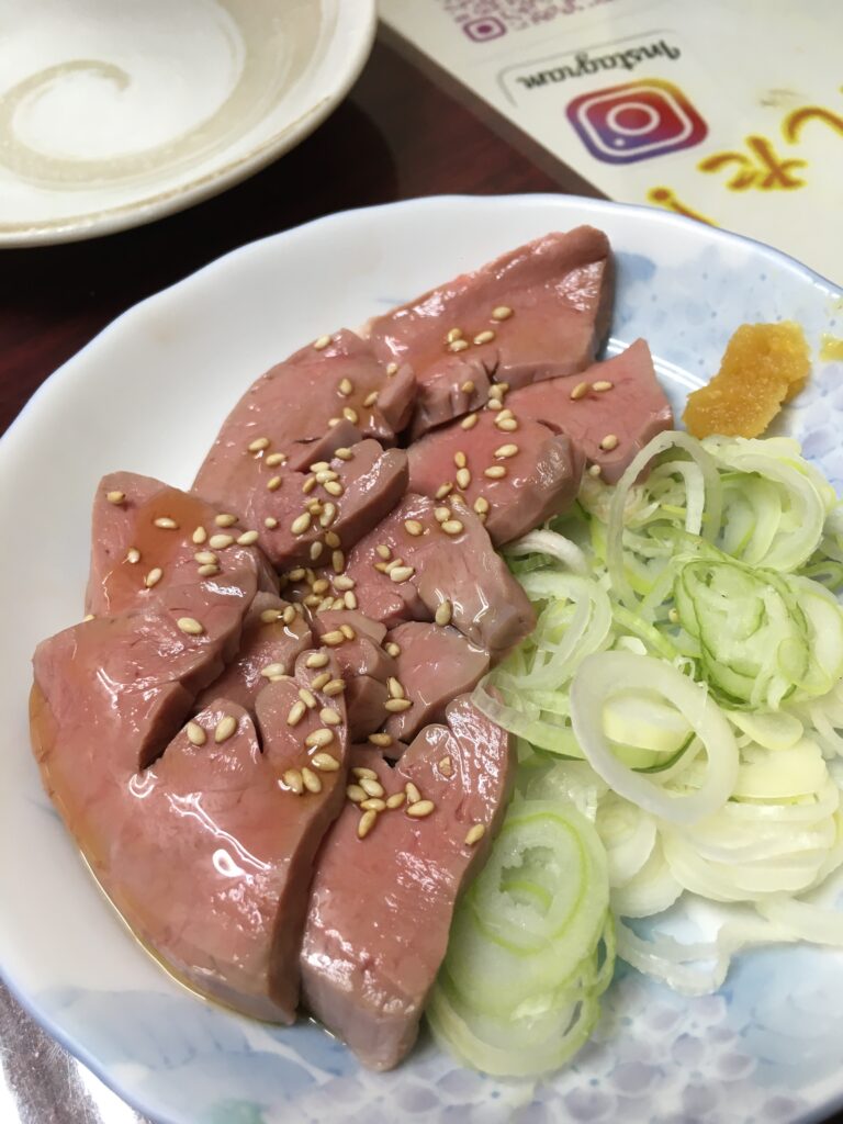 歌舞伎町で美味しい生肉を出す居酒屋