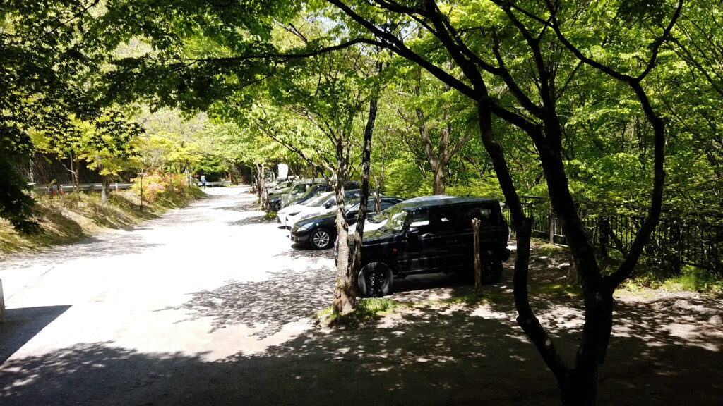 河鹿橋無料駐車場
