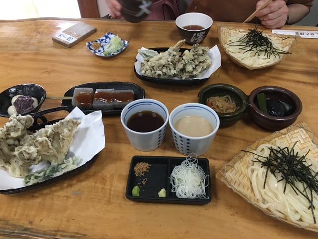 大澤屋第一店舗店 本店 の水沢うどん